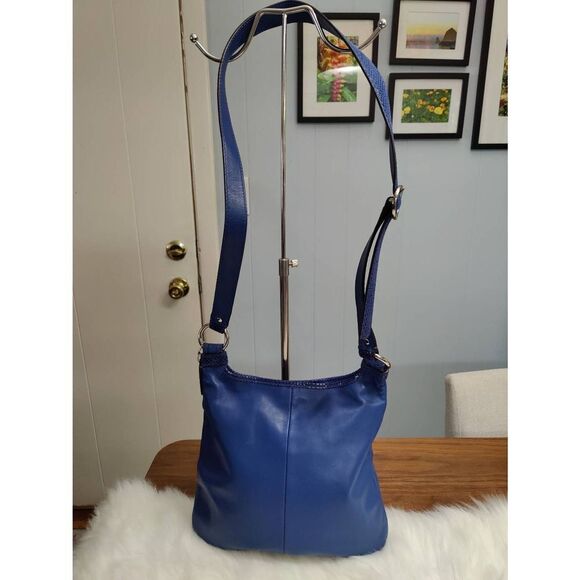 NWOT Cobalt Blue Leather Coach Crossbody - Picture 2 of 8